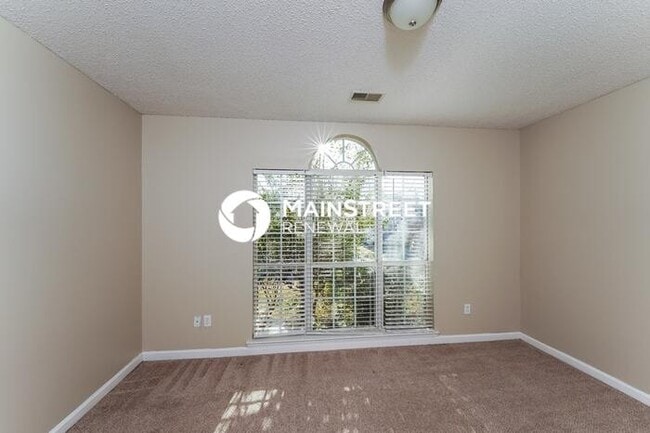 Building Photo - 3 Bedroom Pet-Friendly Home in Moody, AL w...
