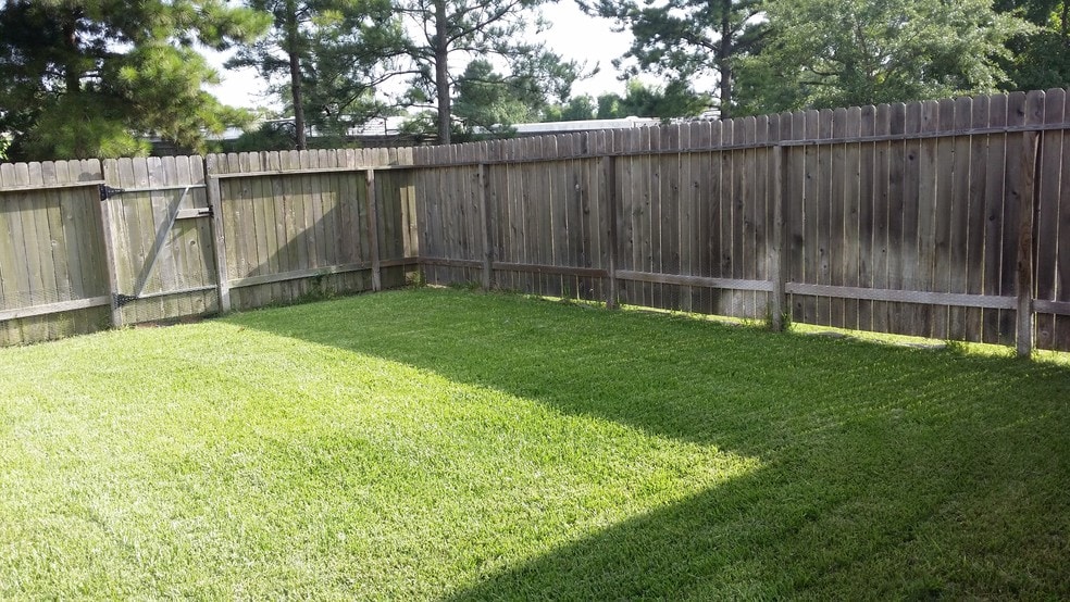 Backyard - 8303 Greys Ln