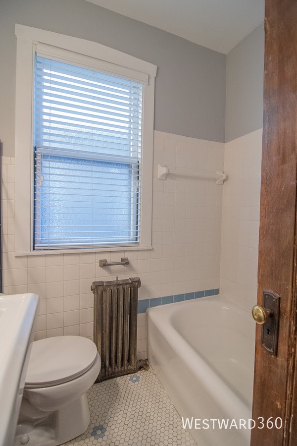 Building Photo - 4246 N Menard-