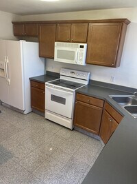 Building Photo - 2087 Colony Ct