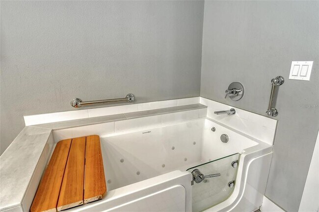 Building Photo - 2332 Canalbluff Pl