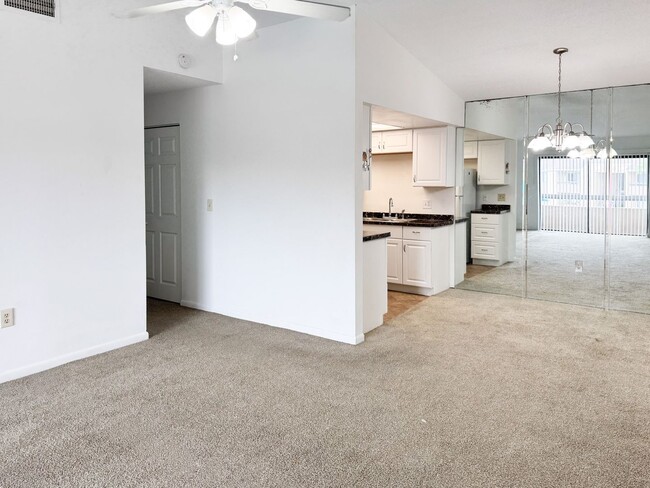 Building Photo - Tamarind - Renovated 2 Bedroom 2 Bath Condominium