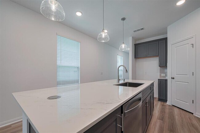 Building Photo - 20914 Cianna Crescent Trl