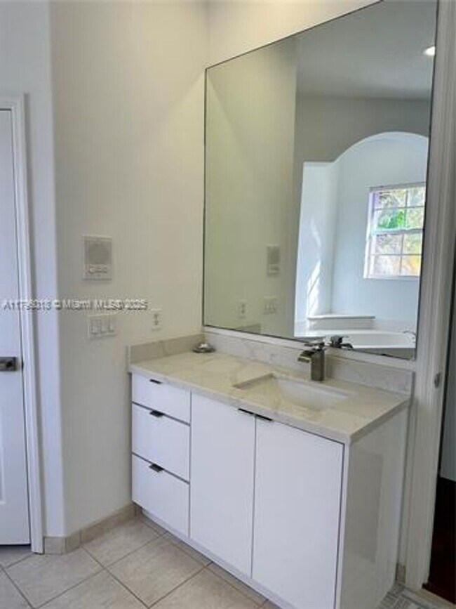 Building Photo - 11388 NW 68th St