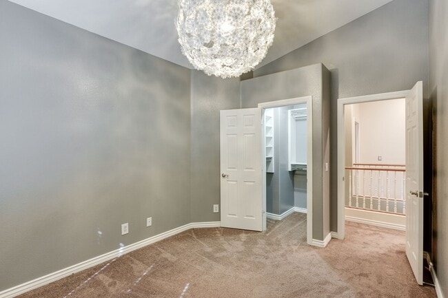 Building Photo - Upgraded Home in Lamplight Gated Community with Pool!