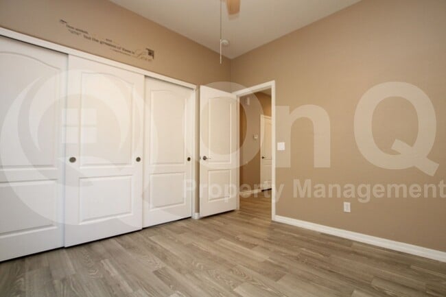 Building Photo - 12238 W Ironwood St