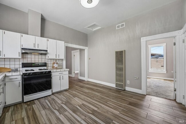 Building Photo - 517 Branciforte St