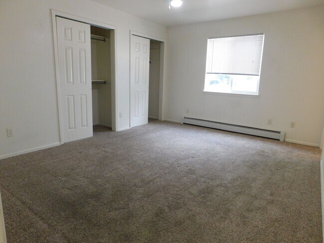 Building Photo - 456 Stepping Stone Ct
