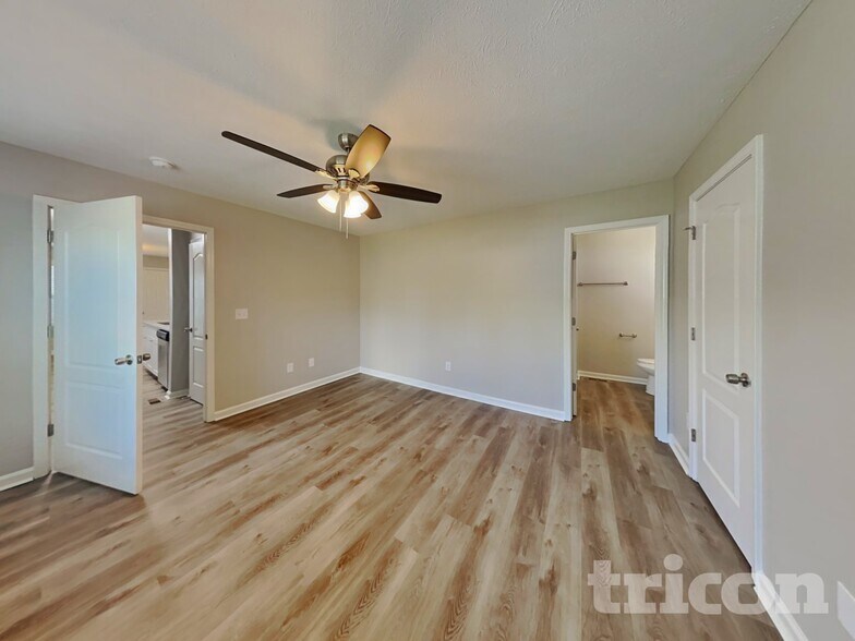 Building Photo - 531 Winning Dr