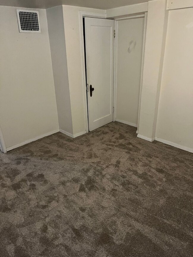 Building Photo - Greenlake / Greenwood Craftsman Home