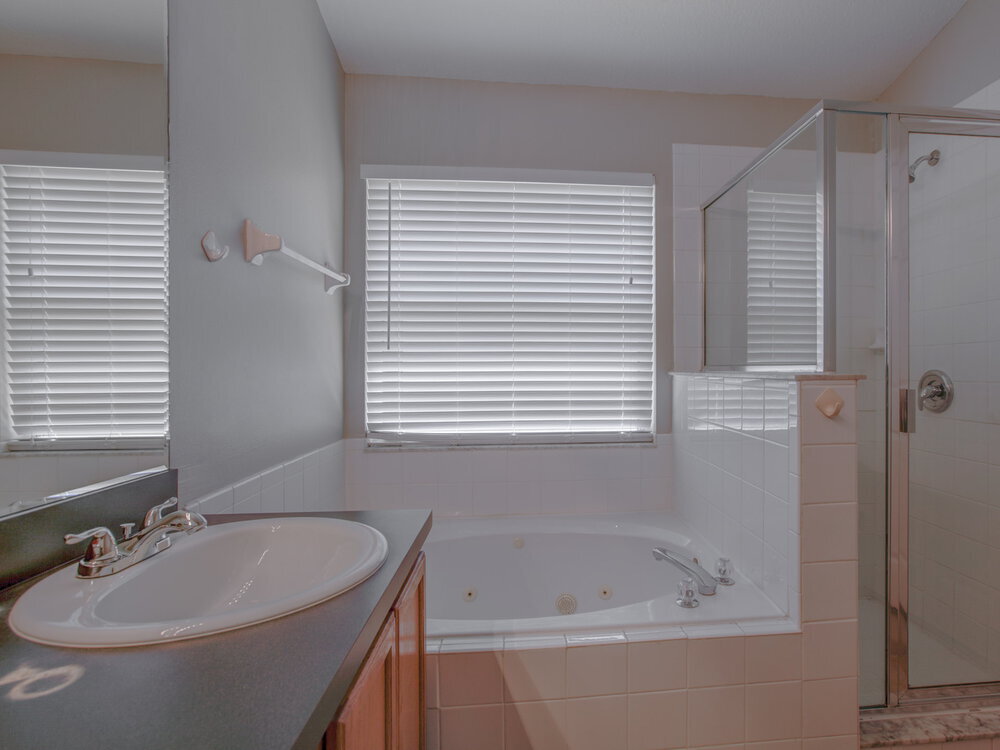 Building Photo - 4232 Forest Island Dr
