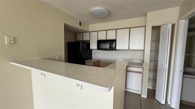 Building Photo - 2203 Key W Ct