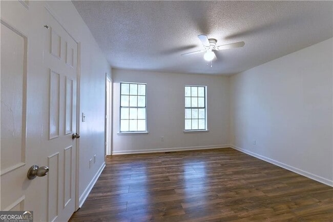 Building Photo - 1697 Cedar Bluff Way