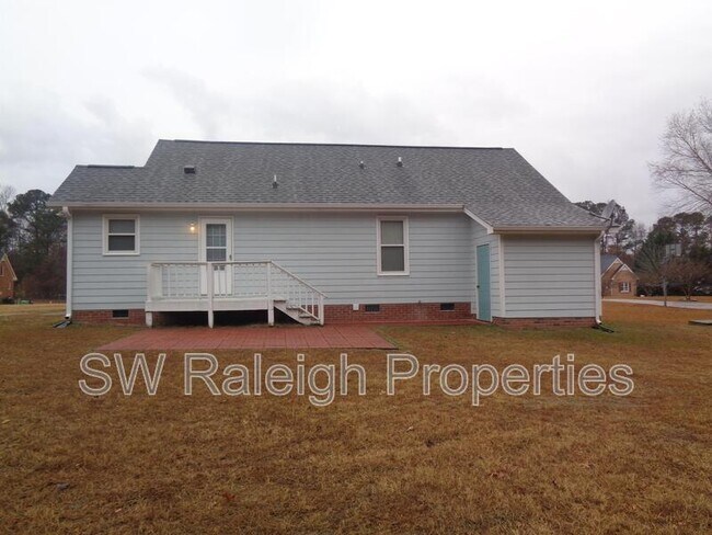 Building Photo - 1400 Squire Ridge Dr