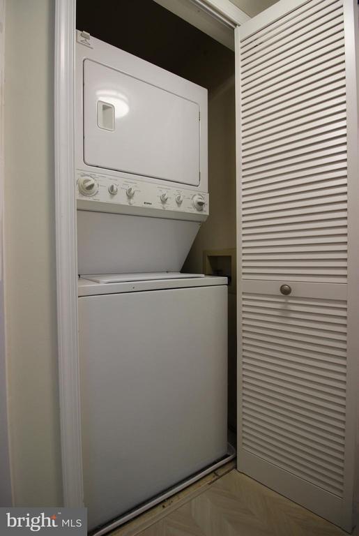 Building Photo - 6608 Jupiter Hills Cir