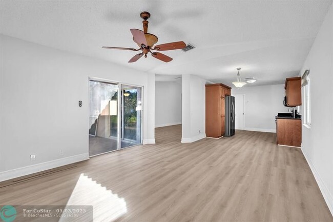 Building Photo - 1801 SW 120th Terrace