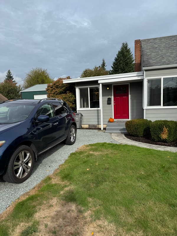 Building Photo - 915 Orange St