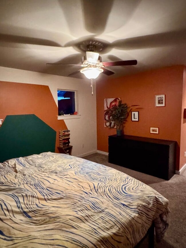 Building Photo - Chic & Comfortable 3-Bed Home in Bozeman’s King Arthur Park