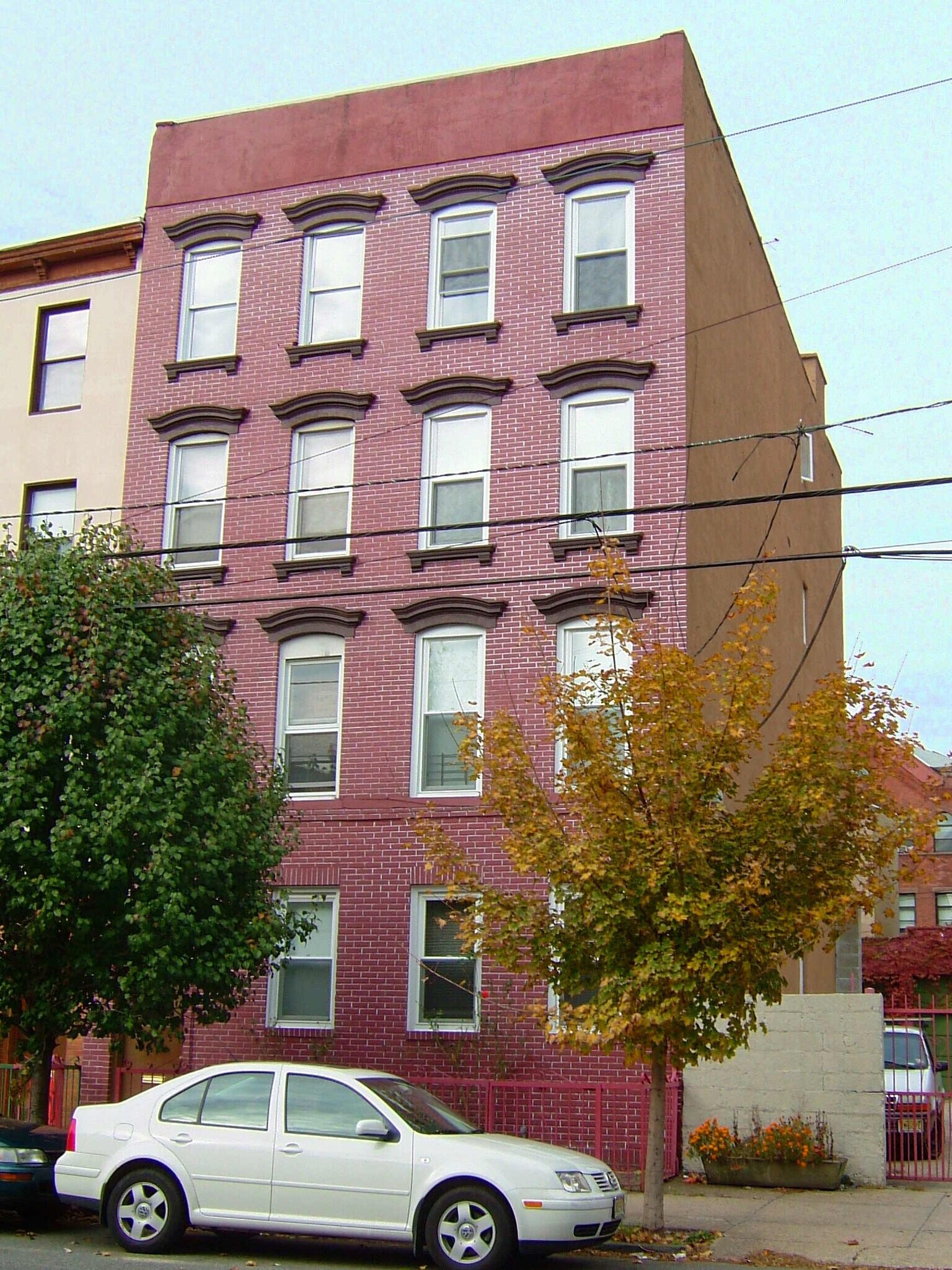Building Photo - 314 7th Street