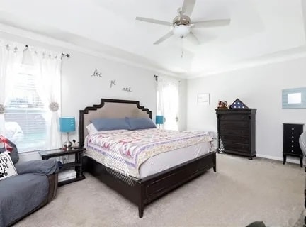 Building Photo - 16142 Commodore Dr