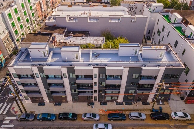 Building Photo - 1338 N 15th St