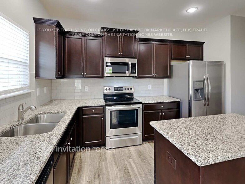 Building Photo - 6724 Osprey Landing Dr
