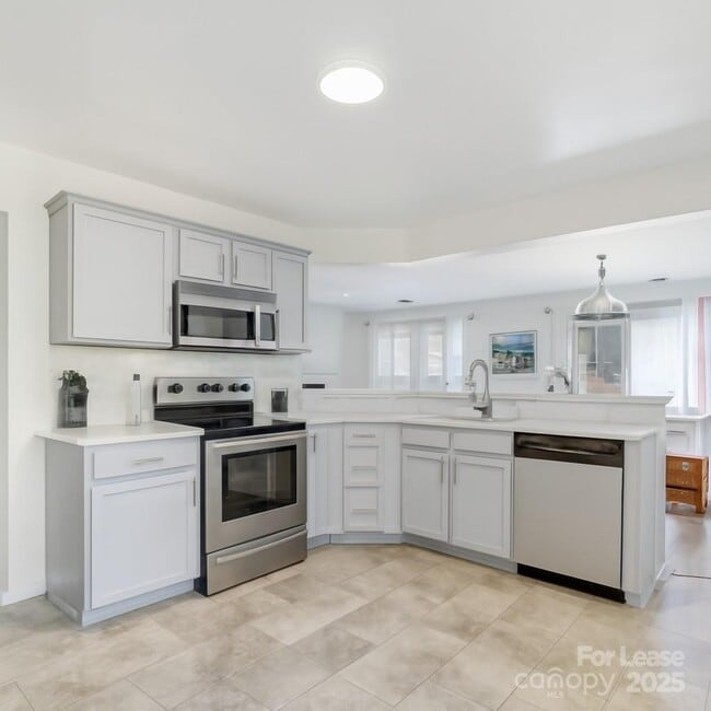 Building Photo - 2514 Caprock Ct