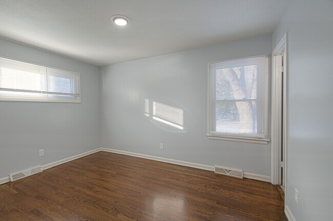 Building Photo - 13228 Ashland Ave