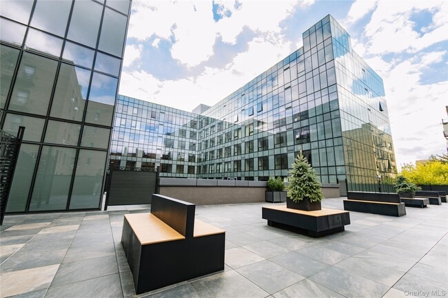 Building Photo - 144-49 Northern Blvd