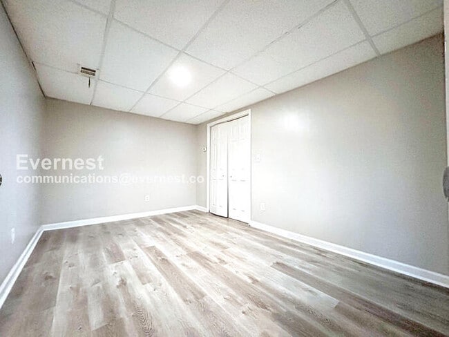 Building Photo - 6793 Chestwood Ln