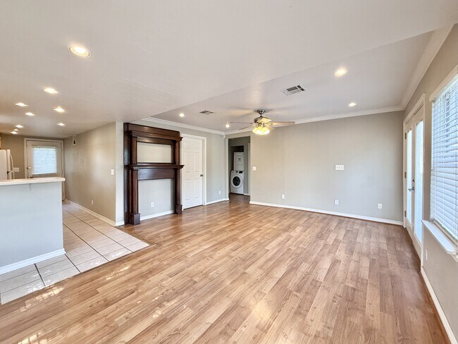 Building Photo - 2604 NW 50th St