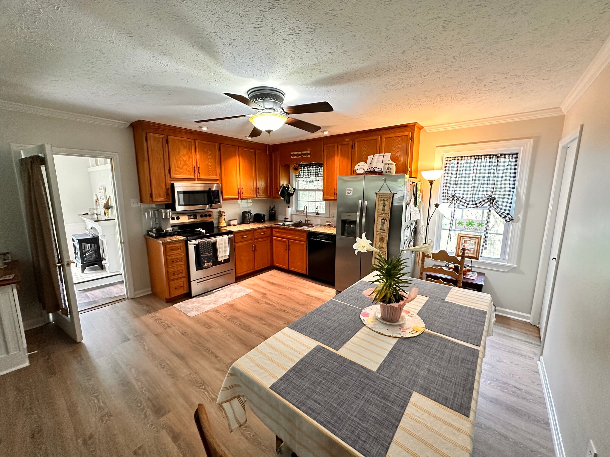 Building Photo - 53 Paw Paw Dr