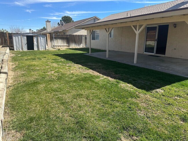 Building Photo - Move-In Ready Rosamond 3BR/2BA Home w/ Landscaping + Garage + Upgrades!