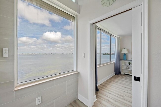 Building Photo - 5153 Isla Key Blvd S