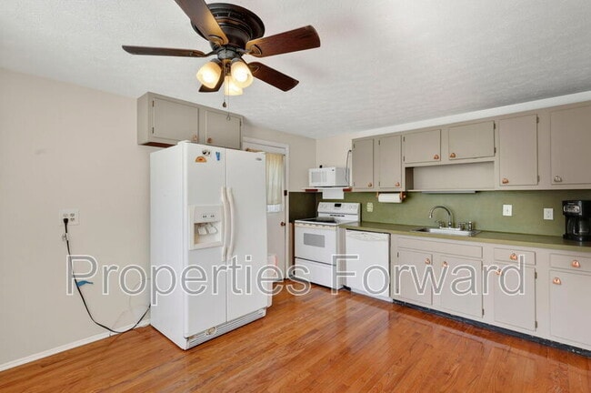 Building Photo - 873 Allison Dr