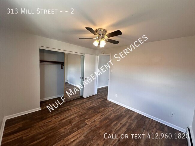 Building Photo - 313 Mill St