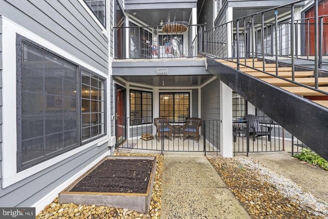 Building Photo - 6009 Mersey Oaks Way