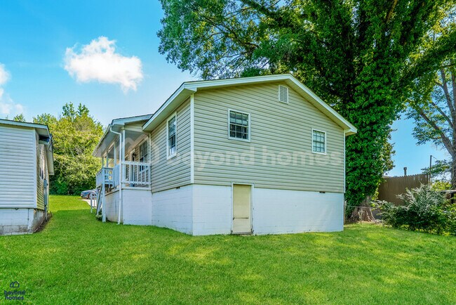 Building Photo - Charming 4-Bedroom, 2-Bath Home in Adamsville, AL – Now Available!