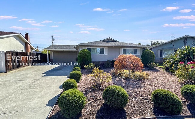 Building Photo - 736 Durshire Way