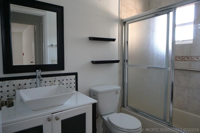 Building Photo - 18011 SW 139th Ct