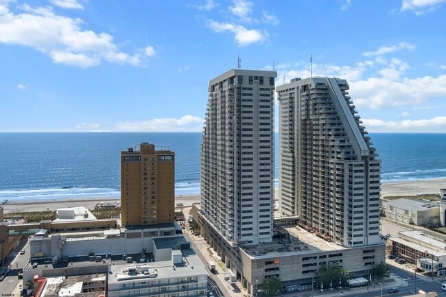 Building Photo - 3101 Boardwalk