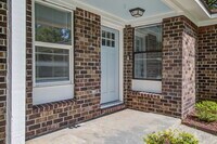 Building Photo - 114 Langley Dr
