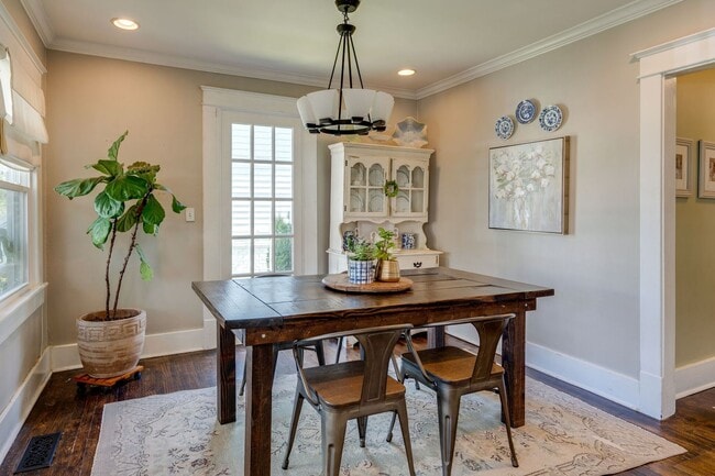 Building Photo - Beautiful Cleveland Park Bungalow, just 2 ...