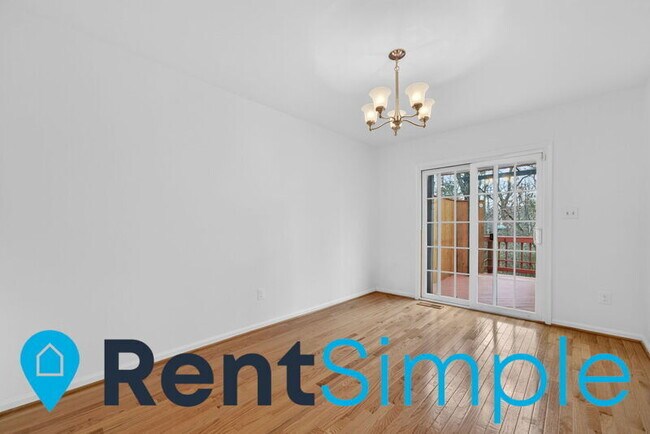 Building Photo - 13136 Ashnut Ln