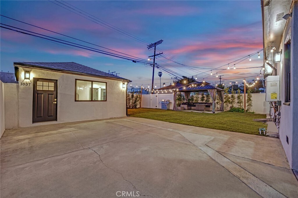 Building Photo - 1835 S Crescent Heights Blvd