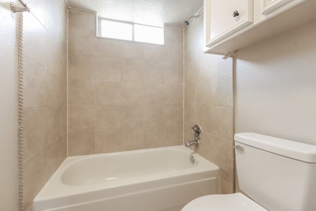 Building Photo - 20003 Atasca Villas Dr