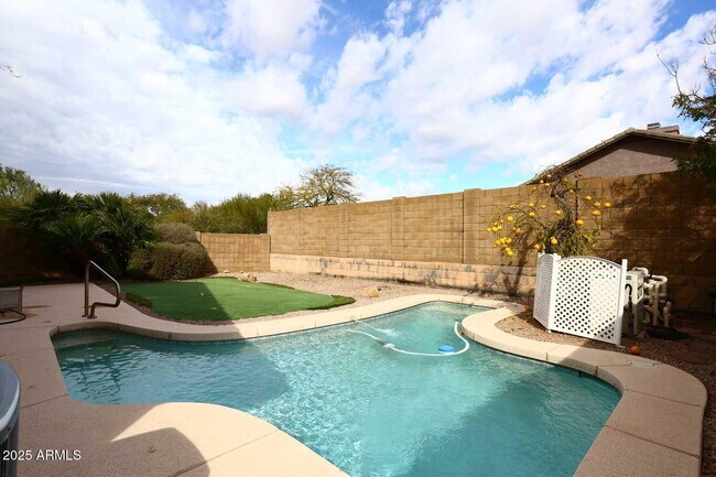 Building Photo - 4604 E Sands Dr