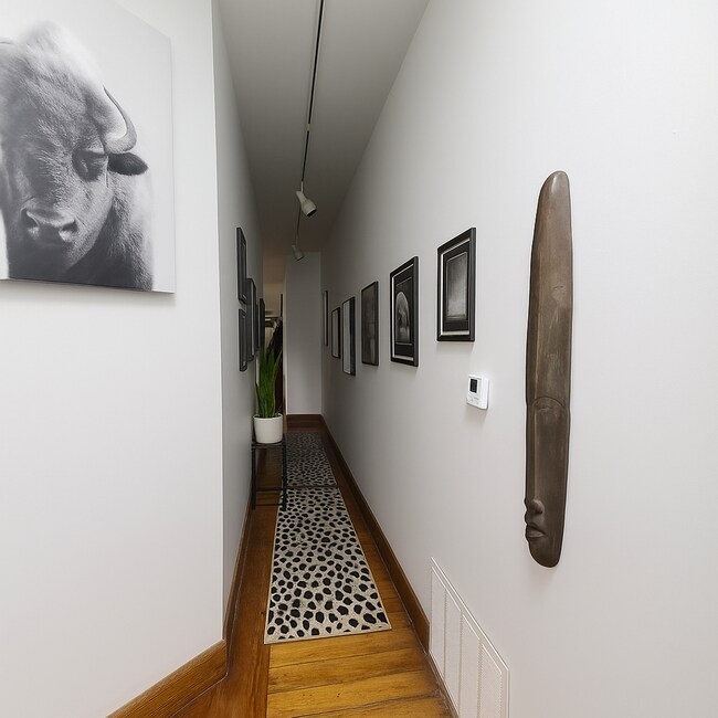 Building Photo - 232 Main St