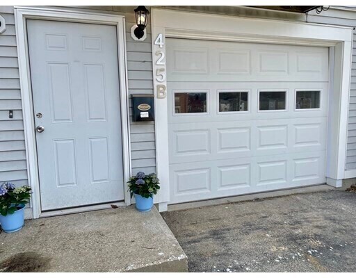 Building Photo - 425B Grafton St