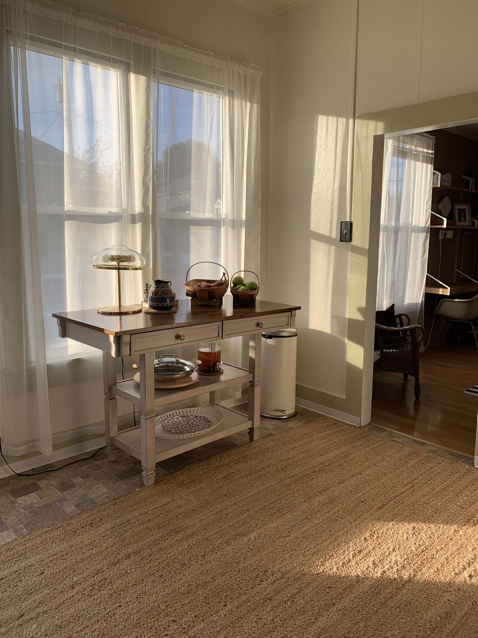 Building Photo - 905 Ferguson Ave